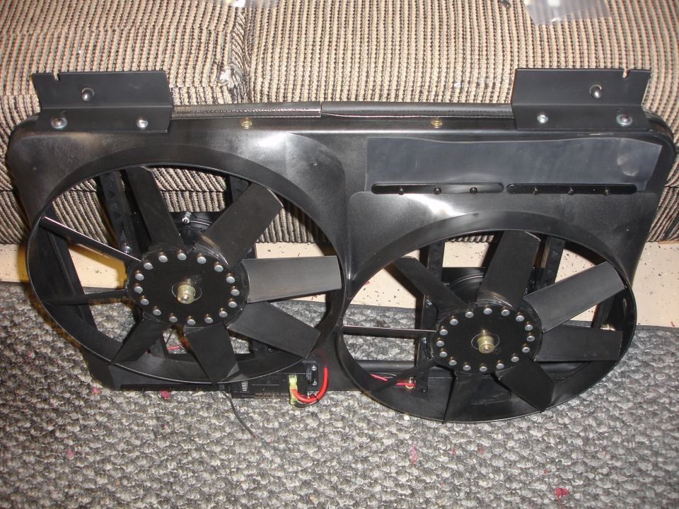 dual electric cooling fans with mounting brackets