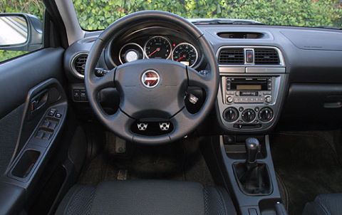 2004 Subaru Impreza photo