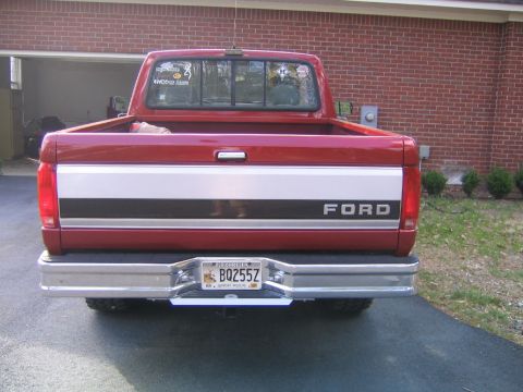 1992 Ford F-150 - Rear veiw. Polished the aluminum on the tailgate and put the new rear bumper on.