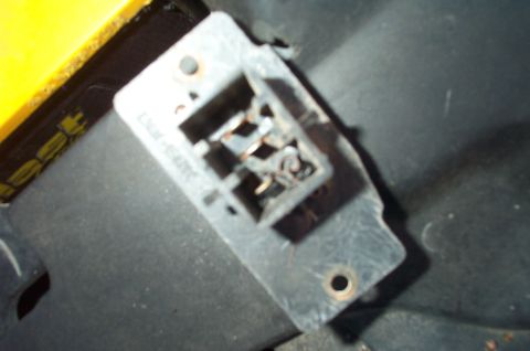 1999 Ford Crown Victoria - Blower resistor