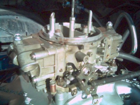 1972 Ford Ranchero - 4777-1 Holley now has dual 50cc pumps and hi flow shooter screws