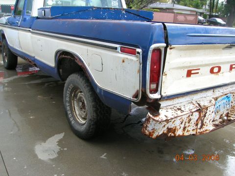 1985 Ford Bronco - This 1978 Ford F-150 pickup truck shows significant rust and damage, contradicting the claim of a 1985 Ford Bronco.