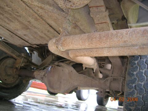 1985 Ford Bronco - ford 9 inch.
