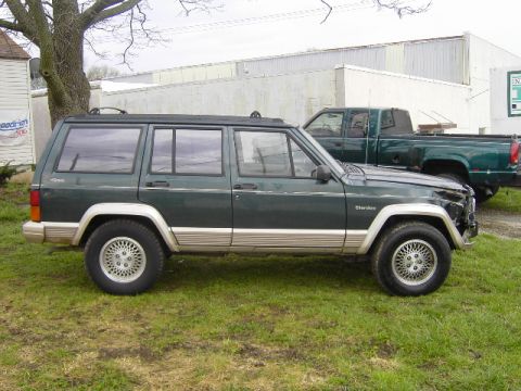 1993 Jeep Cherokee photo