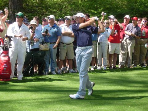 1995 Ford Bronco - Sergio teeing off on #14.