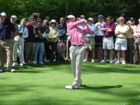 1995 Ford Bronco - Charles Howell III teeing off on #14.
