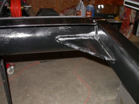 1990 Ford Bronco - 5" x 5" x 3/8" gusset in each corner.