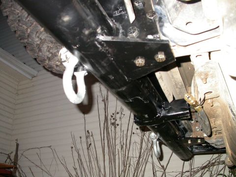 1990 Ford Bronco - Hole for receiver pin is in front of bumper instead of in back.