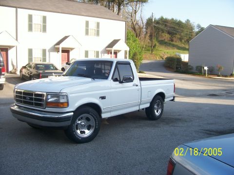 1993 Ford F-150 - more shoes