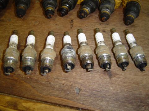 1989 Ford Bronco - Spark plugs 4/7/06