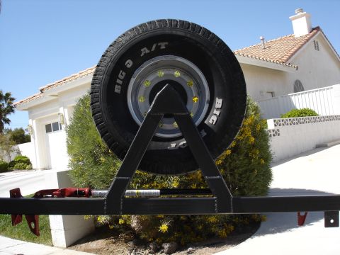 1996 Ford Bronco - Backside of tire carrier. Gusseted with 3/16 sheet metal at critical areas.