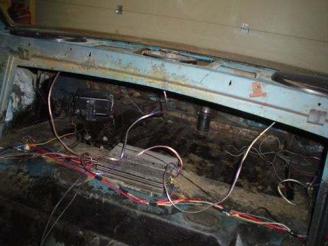1968 Ford Mustang - 140 watt amp for the 6x9's