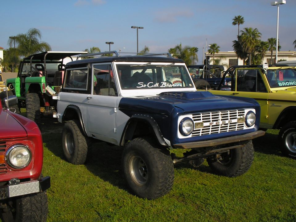 1966 Ford Bronco “locopny”