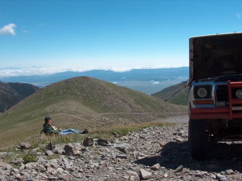 1978 Ford Bronco - Just chillin' near the summit