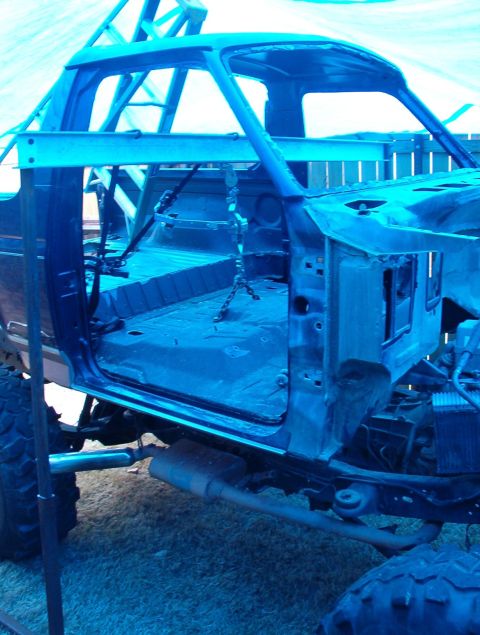 1983 Ford Bronco - The come-along & ratchet straps worked, but they were difficult to use & didn't give me much up-travel, or any control when lowering the lo…