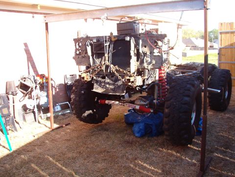 1983 Ford Bronco - I got a fully charged battery & tried to move the heavy end.