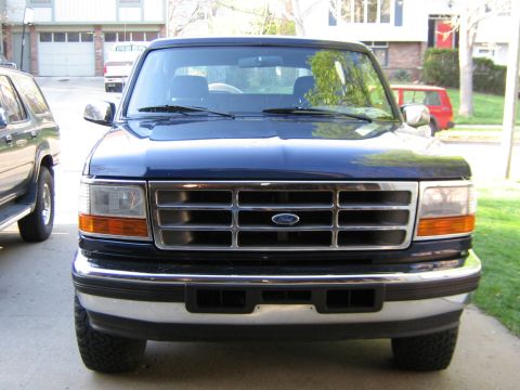 1995 Ford Bronco - in your face........