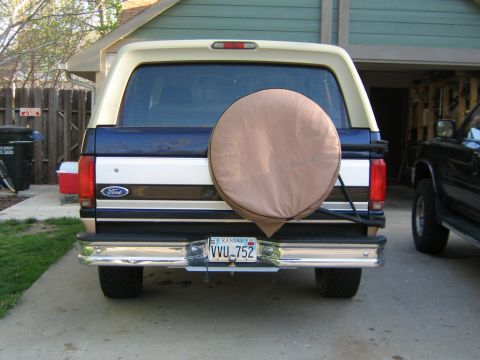 1995 Ford Bronco - this is the pic you'll see when I pass you.....