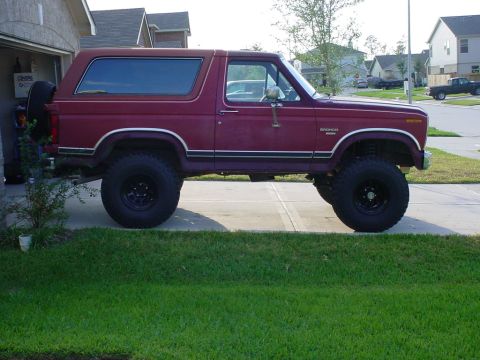1983 Ford Bronco photo