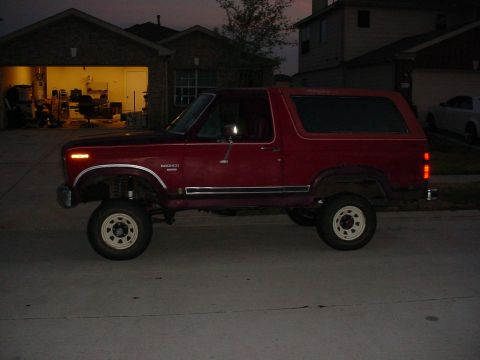 1983 Ford Bronco photo
