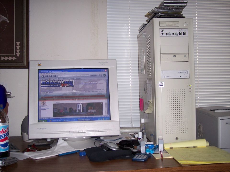 Computer monitor shows RANCHERO website