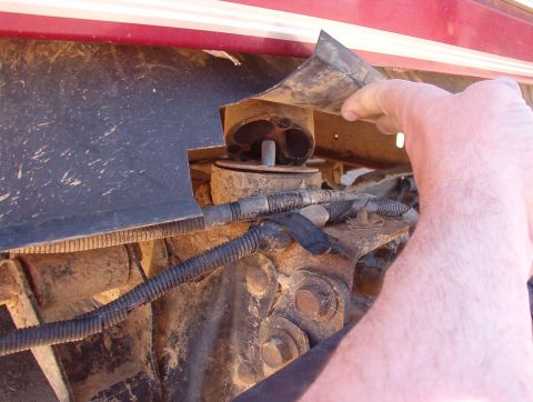 1983 Ford Bronco - Here's why the body slid during the impact. Not only does it have a body lift - several bolt heads pulled thru the cheapo washers, allowing…