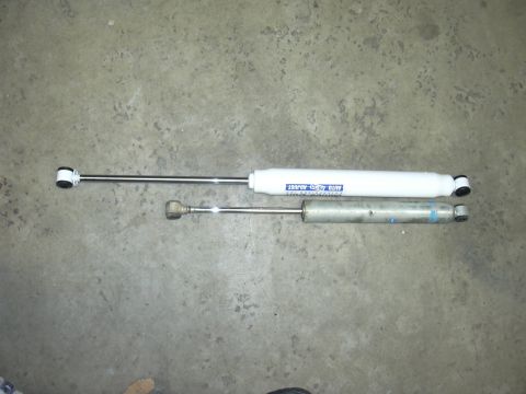 1991 Ford Bronco - Side by side with Bilstein 10" travel shocks