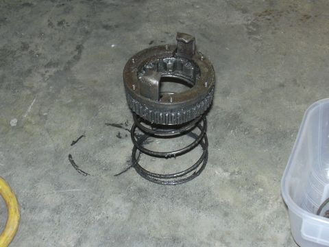 1991 Ford Bronco - Factory hubs are pretty beefy