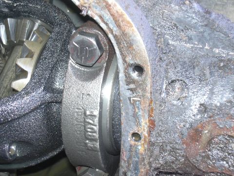 1991 Ford Bronco - Notice the marks aligning the bearing caps