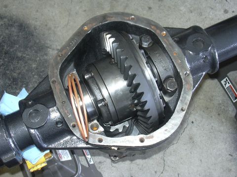 1991 Ford Bronco - Installing the ARB and 4.56 gears out of my old TTB