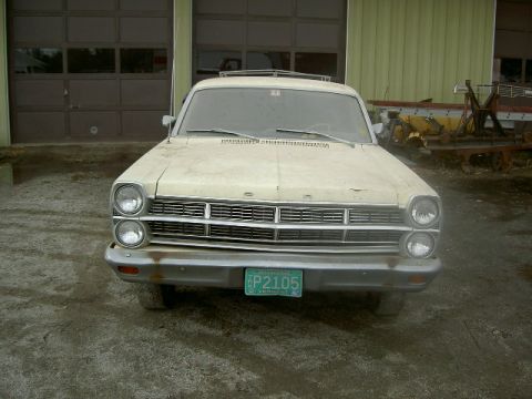 1967 Ford Ranchero - This 1966 Ford Fairlane has a distinctive grille and dual headlights.