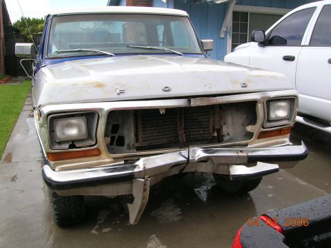 1985 Ford Bronco - 78 super cab...donor vehicle for axle.