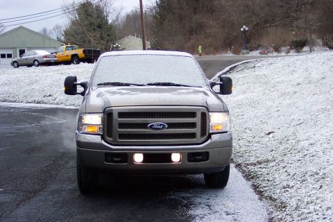 2005 Ford Excursion photo