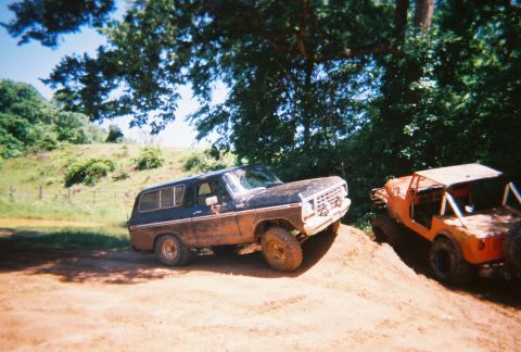 1978 Ford Bronco - stretching them out a littrle
