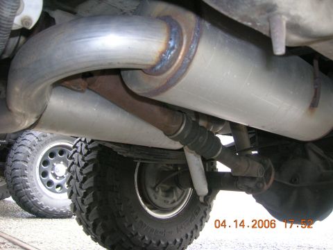 1996 Ford Bronco - 3" Truck mufflers