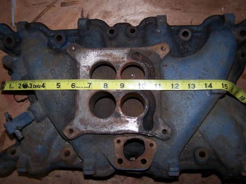 1973 Ford Ranchero - Overhead shot of 351-C 4v Landau (Aussie) manifold which will be bolted to 2v heads. Note choke stove missing. Anyone have one?