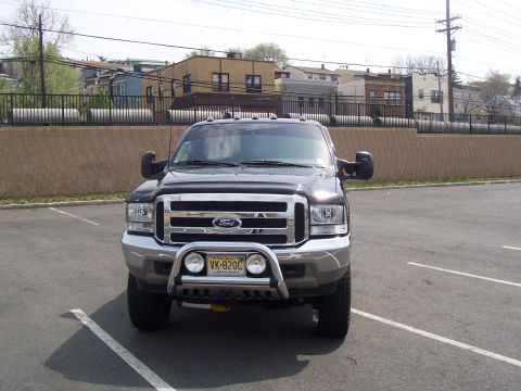 2000 Ford Excursion photo