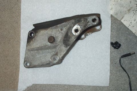 1991 Ford Crown Victoria LTD - A/C Bracket