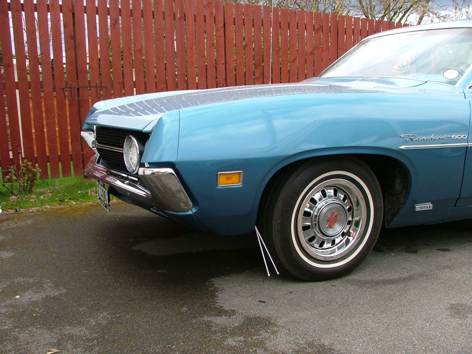 1970 Ford Ranchero 500 front fender and wheel