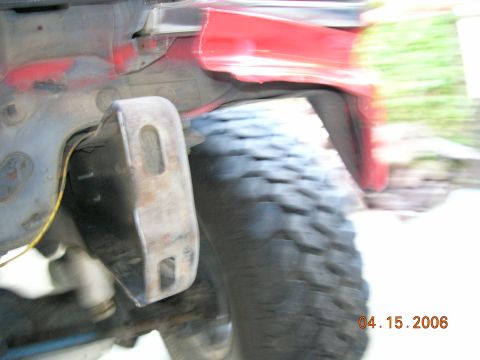 1985 Ford Bronco - lt frame rail before boxing