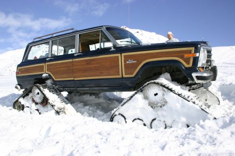 2003 Jeep TJ - Track back on top of snow after a lot of shoveling
