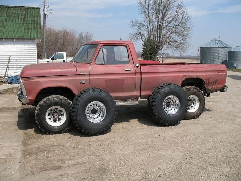 1973 Ford F-250 - Here is a pic of my new 39.5" IROKs waiting for the new project compared to the 35" TSL's on the 73.