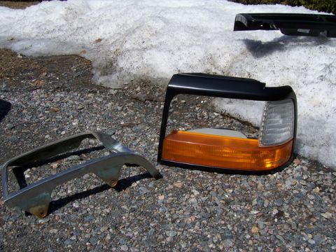 1996 Ford Bronco - Swap out the lights