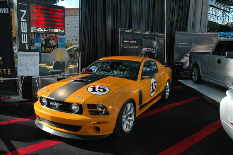 2005 Ford Mustang photo