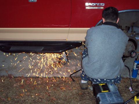 1989 Ford Bronco - and yes... more grinding