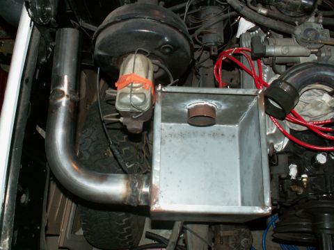 1983 Ford Bronco - drivers side airbox and pipework