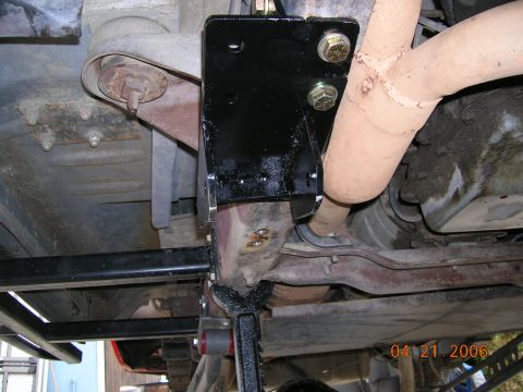 1985 Ford Bronco - rt side bolted up.