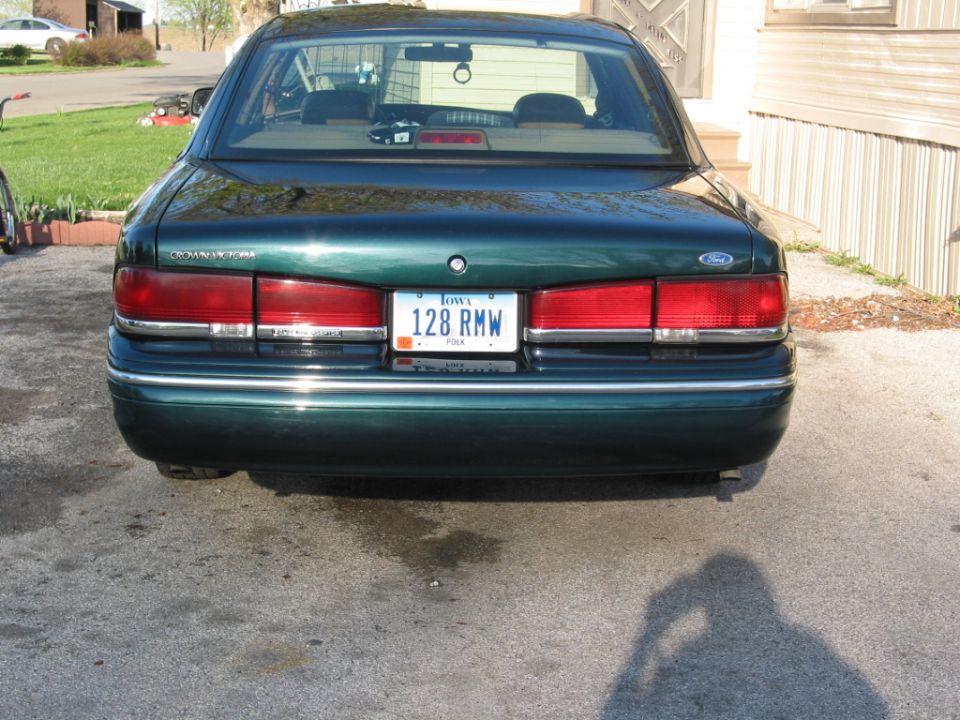 1996 Ford Crown Victoria “greenmachine”