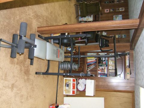 1998 Ford Taurus - This image shows a home gym setup, not a 1998 Ford Taurus.