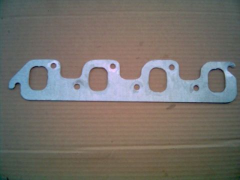 1972 Ford Ranchero - adapter to use 4V headers on 2V heads, still a little rough in the pic